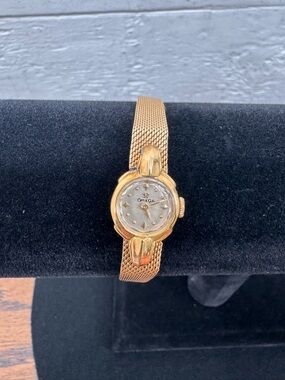 Omega Gold Mesh 18k solid gold Bracelet Ladies Watch